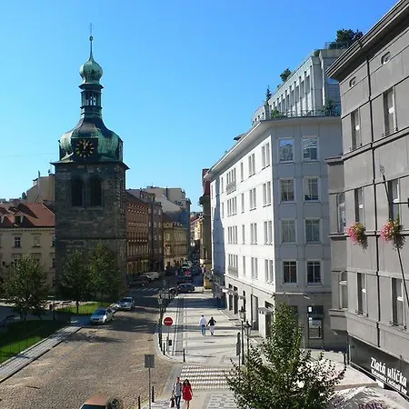 Art Apartments Prague Daire Prag